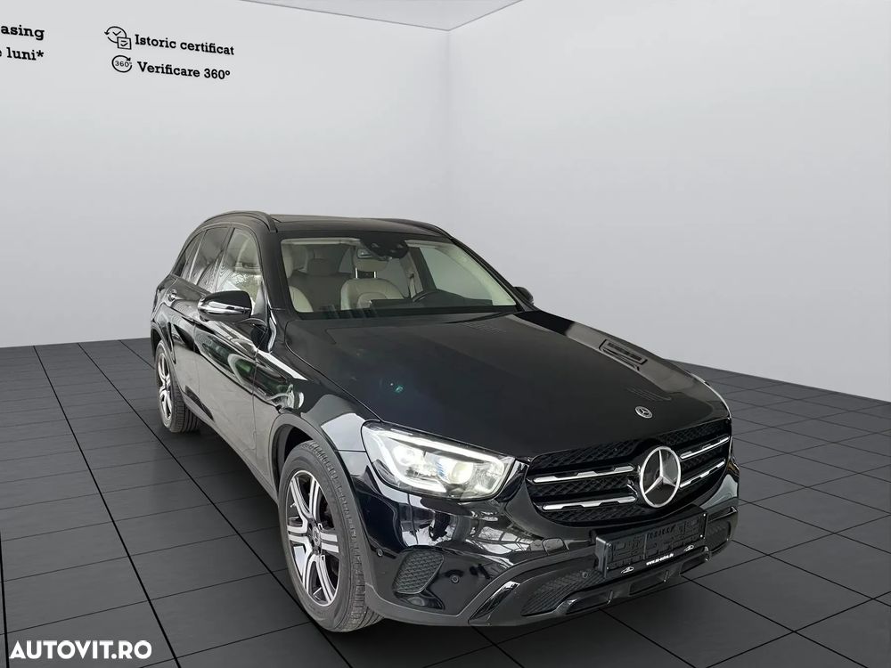 Mercedes-Benz GLC 300 e 4MATIC - 4