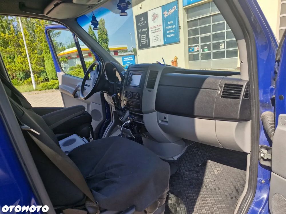 Mercedes-Benz Sprinter - 10