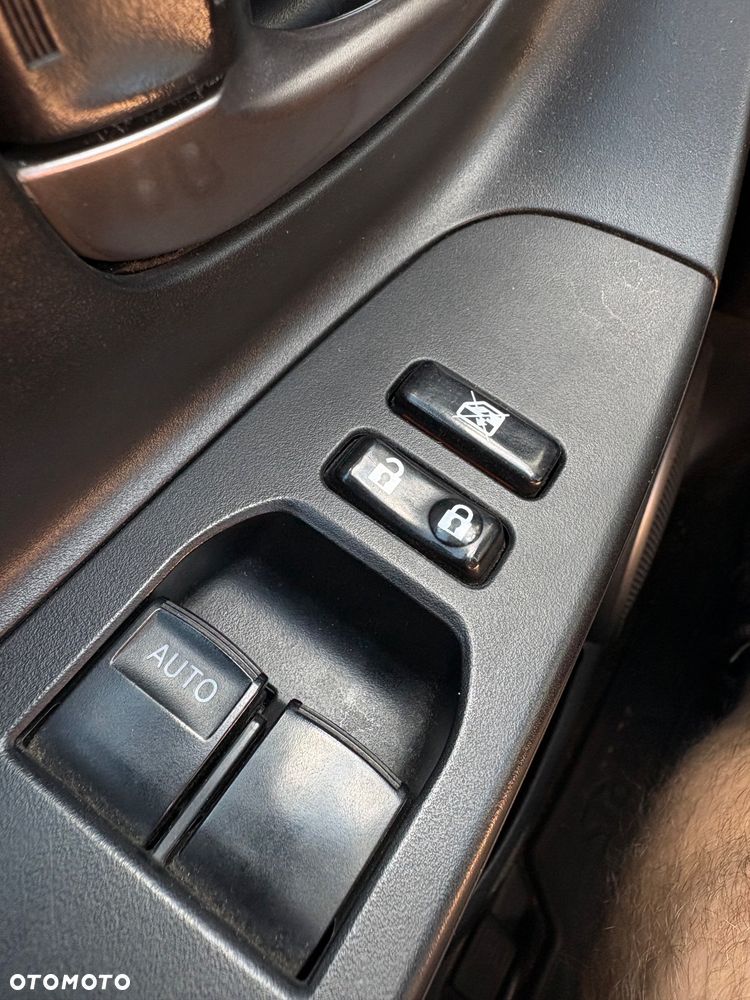 Toyota Yaris - 31