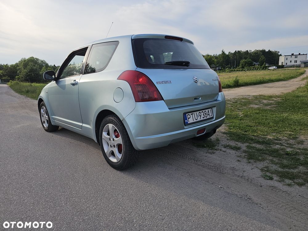 Suzuki Swift - 8