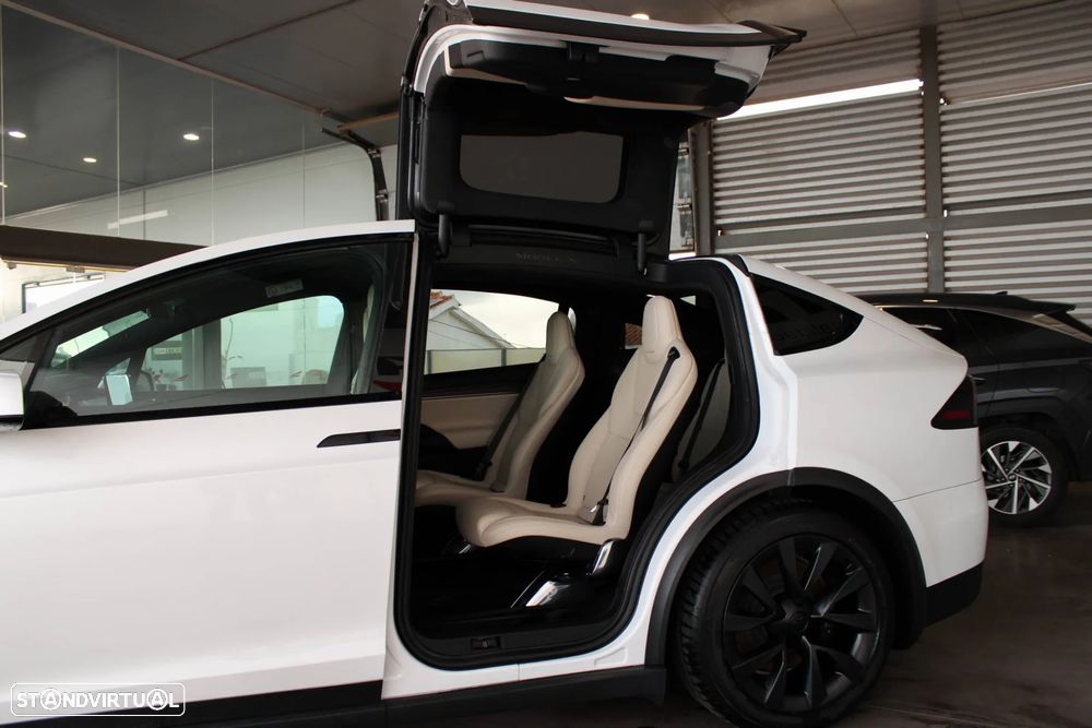 Tesla Model X Long Range AWD - 6