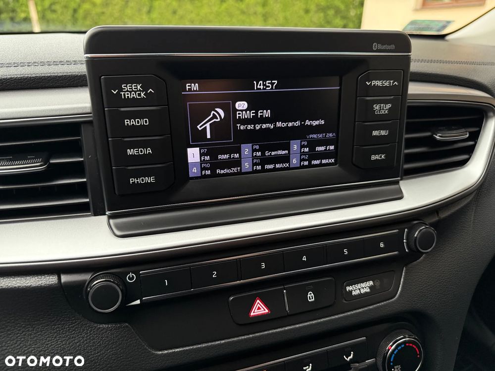 Kia Ceed 1.4 S - 33