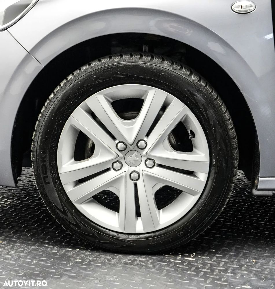 Peugeot 301 1.5 BlueHDI FAP Allure - 24