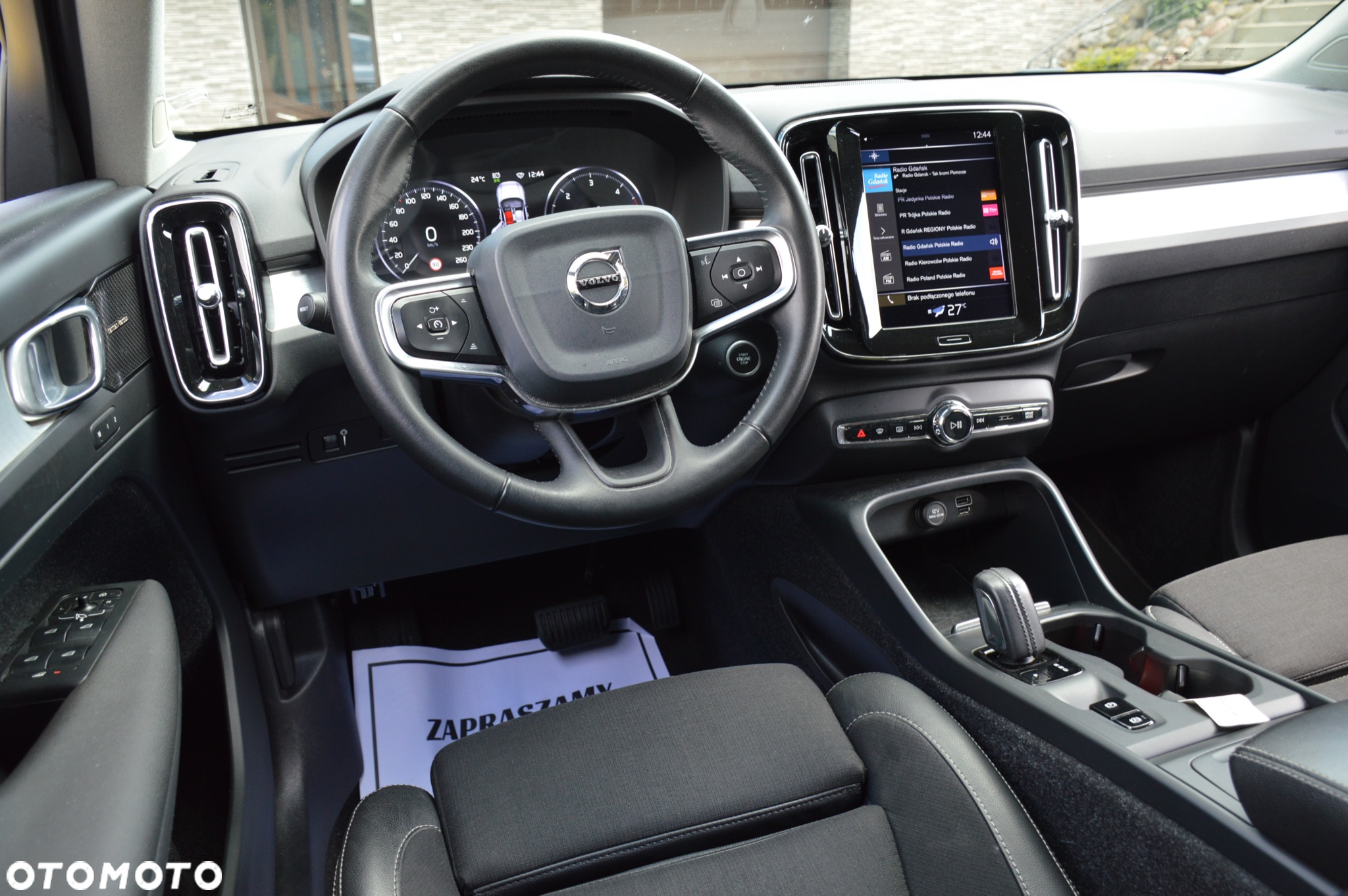 Volvo XC 40 D3 AWD Geartronic Momentum Pro - 19