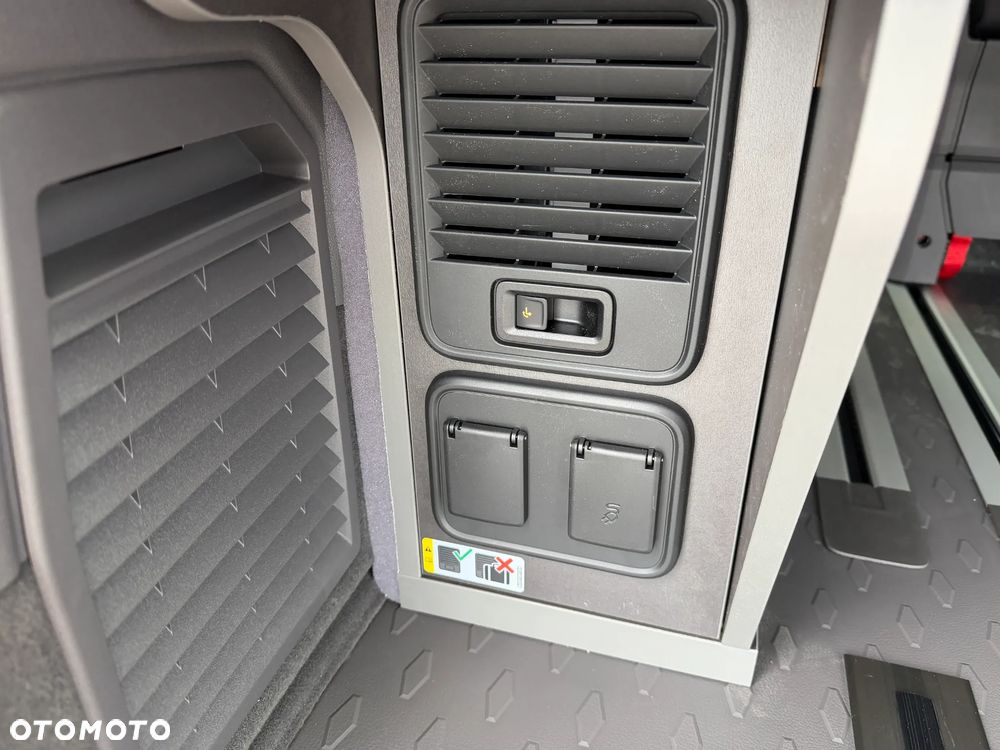 Volkswagen California - 14