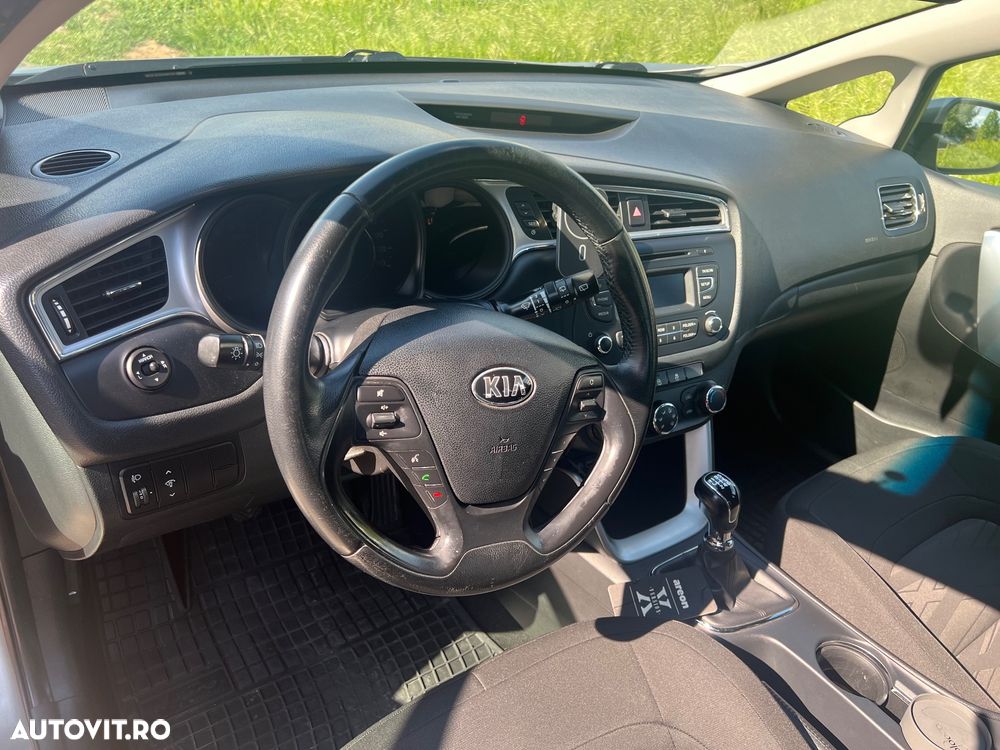 Kia Ceed 1.6 CRDi Spirit - 17