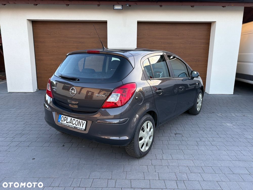 Opel Corsa 1.2 16V Edition / Active - 4