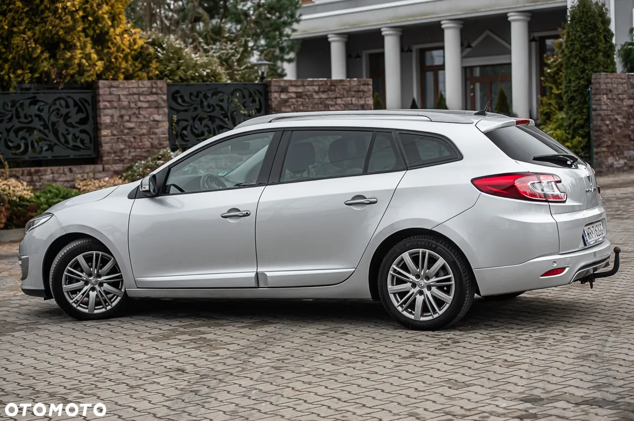 Renault Megane Grandtour BLUE dCi 115 GT LINE - 10