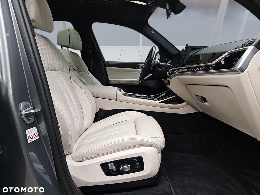 BMW X7 - 20