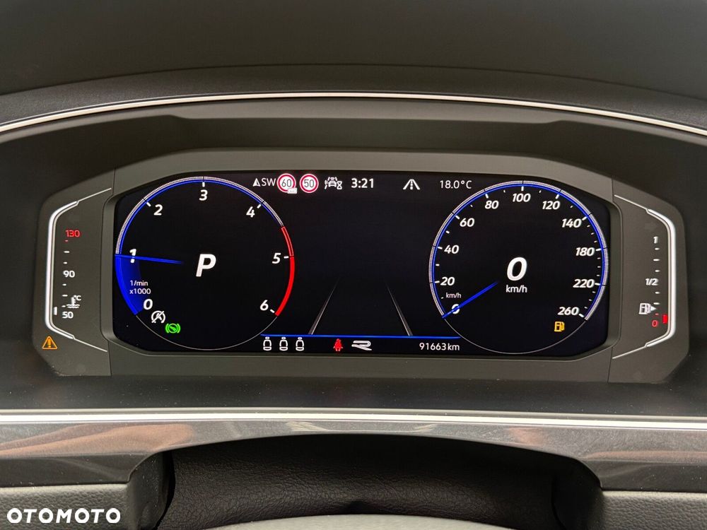 Volkswagen Tiguan - 23