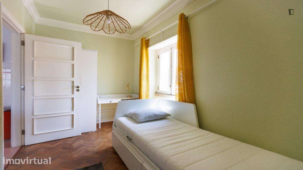 Quarto - localizado em Amoreiras Lisbon - Grande imagem: 3/11