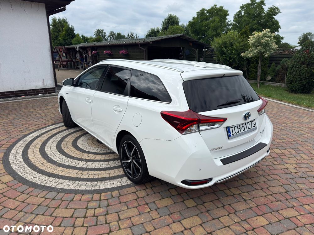 Toyota Auris - 4