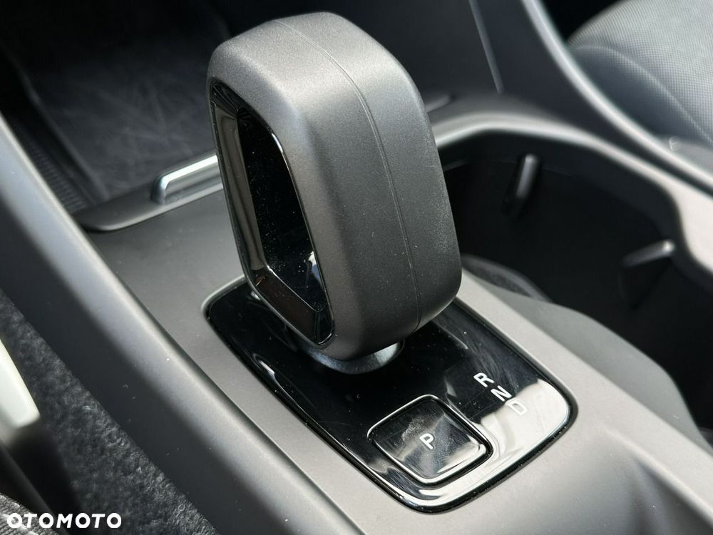 Volvo XC 40 - 24