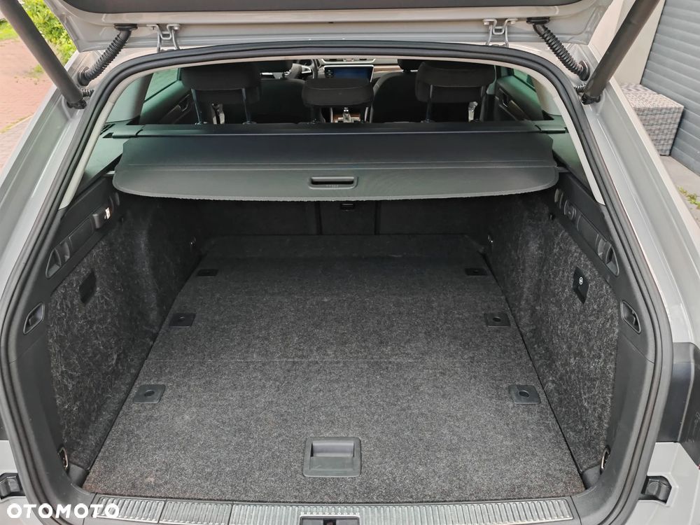 Skoda Superb 2.0 TDI SCR 4x4 Scout DSG - 27