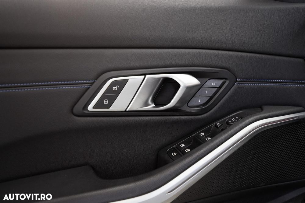 BMW Seria 3 320e Aut. - 37