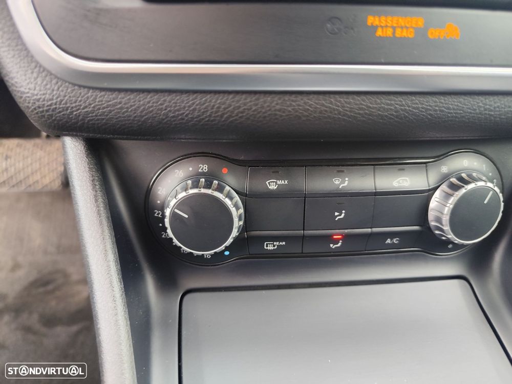 Mercedes-Benz CLA 220 d Shooting Brake AMG Line Aut. - 22