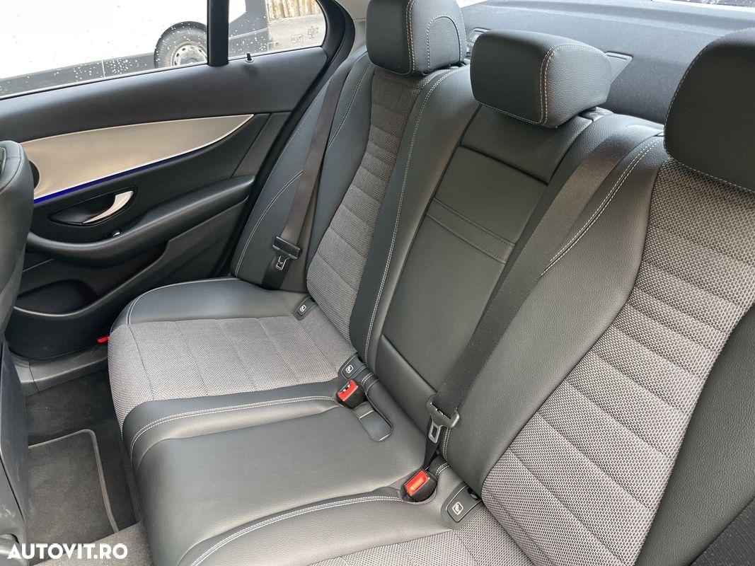 Mercedes-Benz E 220 d 9G-TRONIC - 4