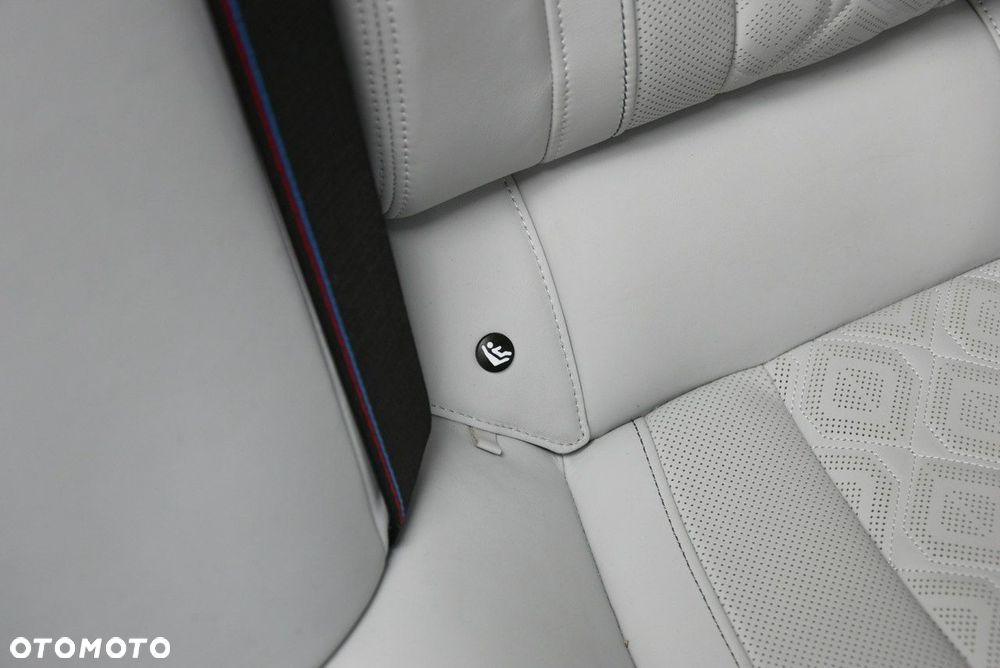 BMW M8 - 35