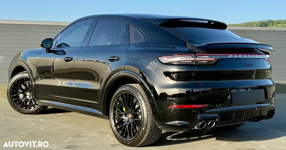 Porsche Cayenne - 5