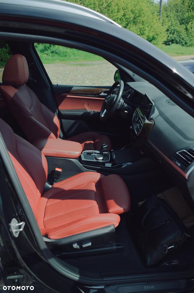 BMW X3 xDrive30i - 8