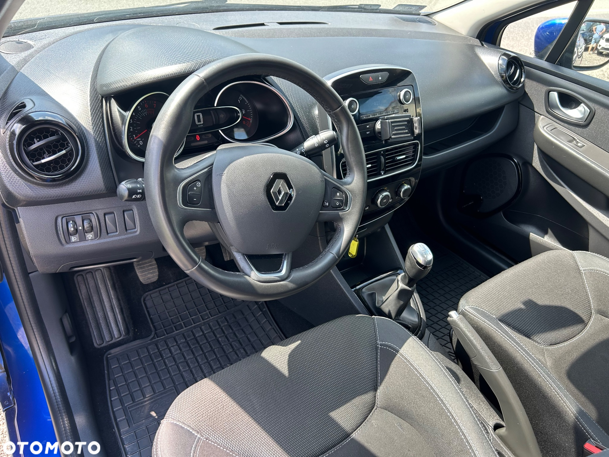 Renault Clio 1.2 16V Alize - 12