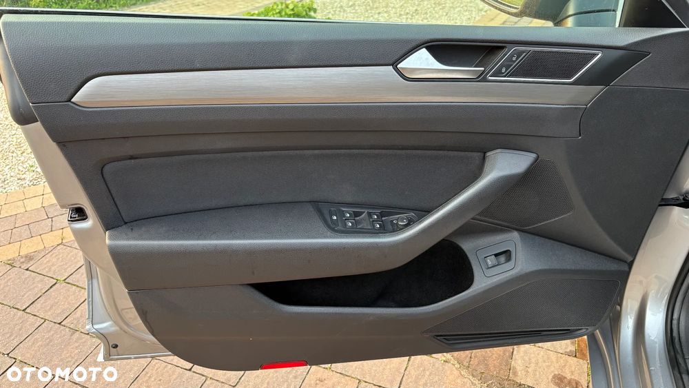 Volkswagen Arteon 2.0 TSI Essence DSG - 39