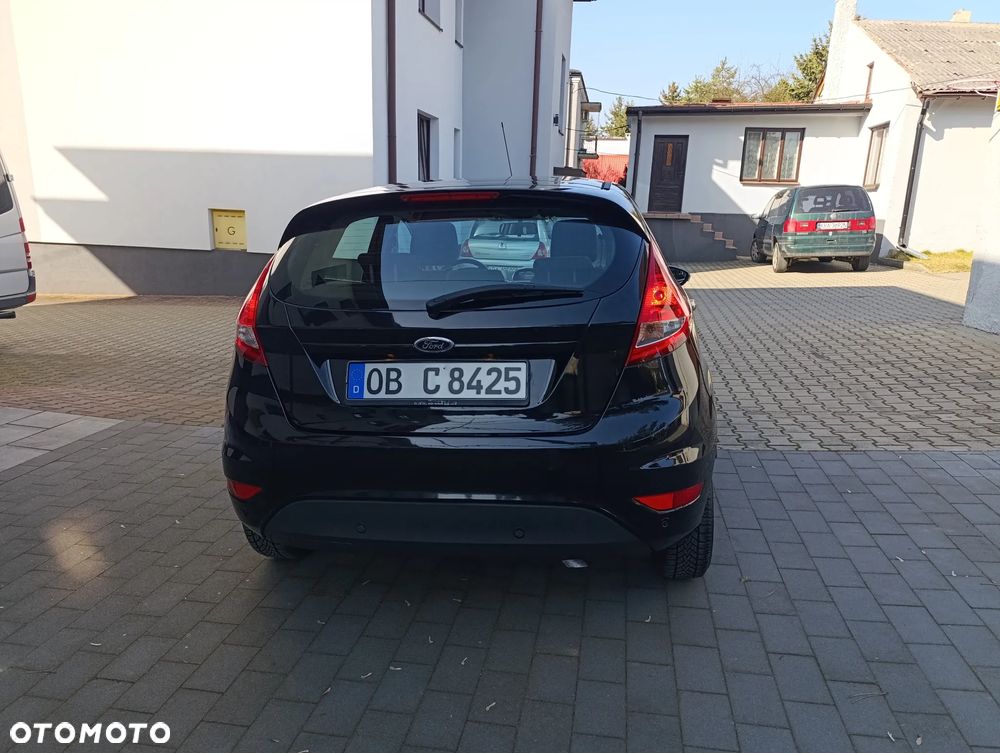 Ford Fiesta 1.25 Celebration - 7