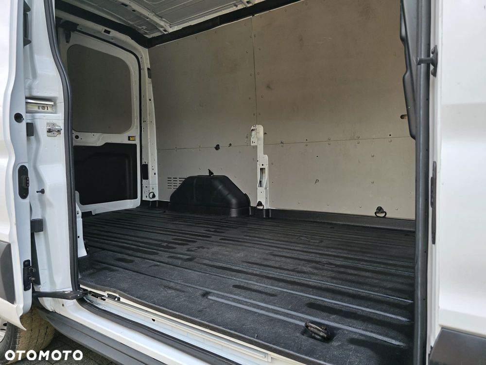 Ford TRANSIT - 31