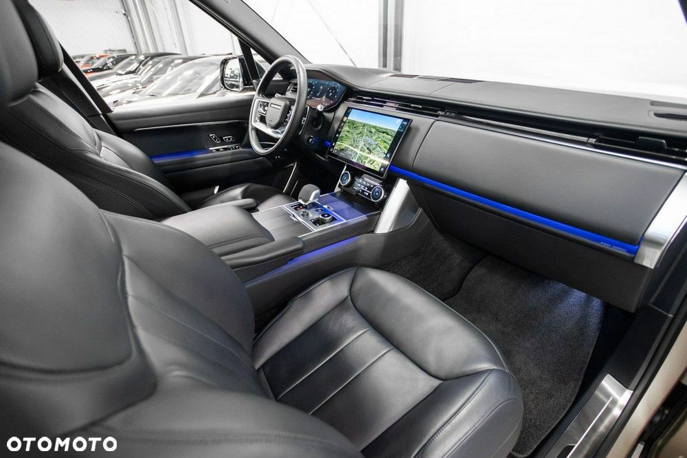 Land Rover Range Rover 4.4 V8 P535 LWB First Edition - 23