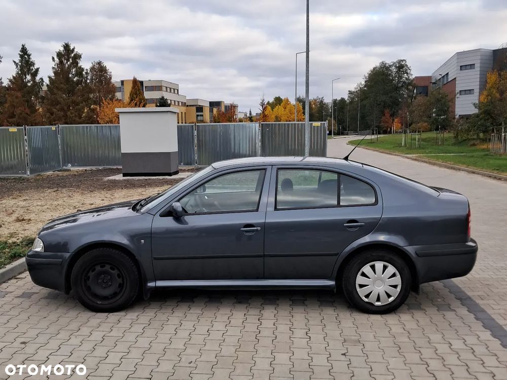 Skoda Octavia - 3