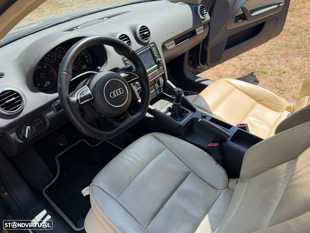 Audi A3 1.6 TDI DPF Attraction - 22