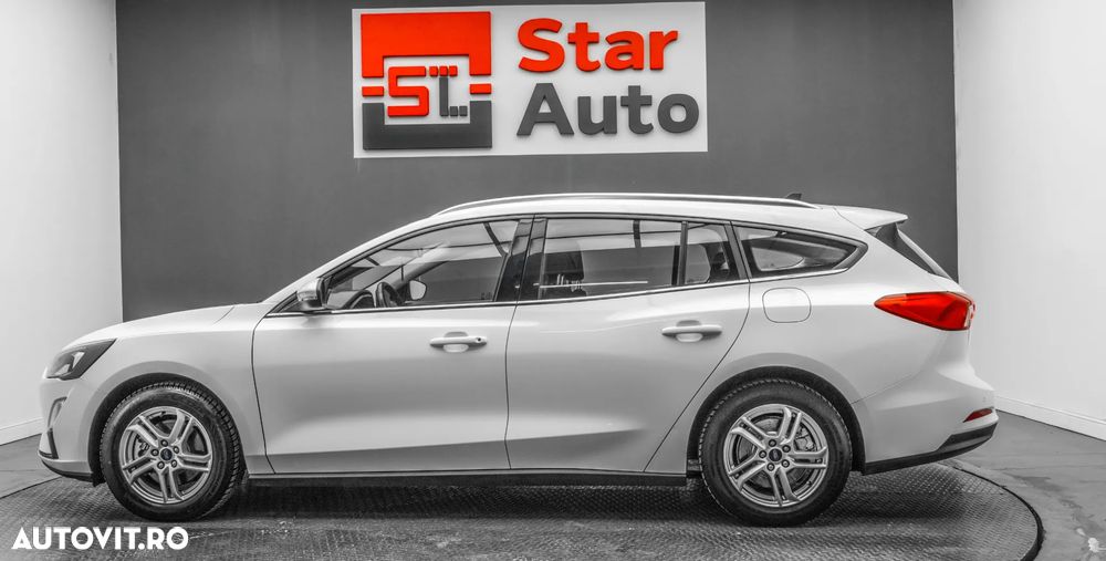 Ford Focus 1.0 EcoBoost 6MT MHEV Titanium - 8