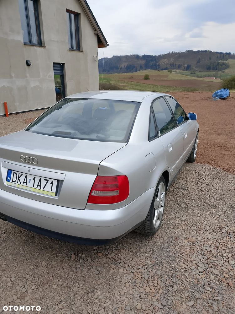 Audi A4 Limousine 1.8T - 6