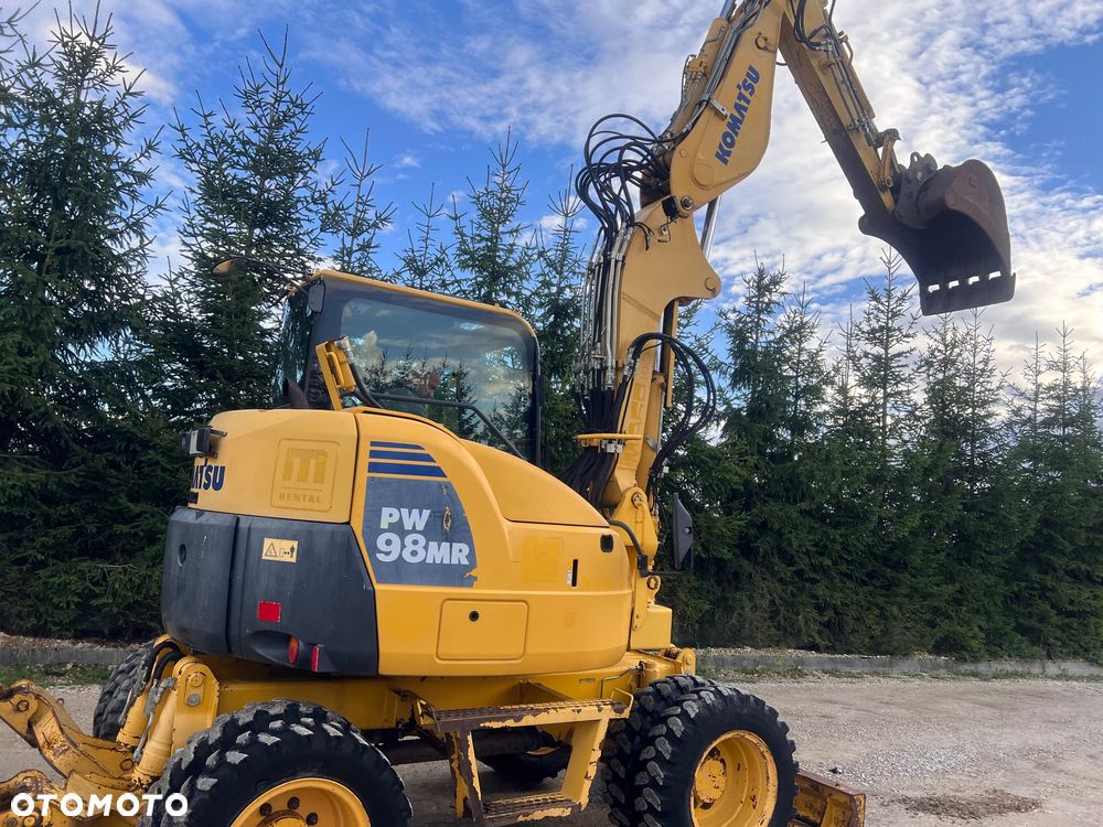Komatsu Koparka kołowa KOMATU PW98MR-8 10ton 4x4x4 ośki skrętne Ramię 3x łamane BEZ DPF i ADBLUE 4 cyl dodatkowe wyjścia hydr Pług Podpory  2012 szybka zwinna Prosto z importu 1 właściciel Cat TEREX Liebherr Wacker Pw 98 Mr 8 11 - 28