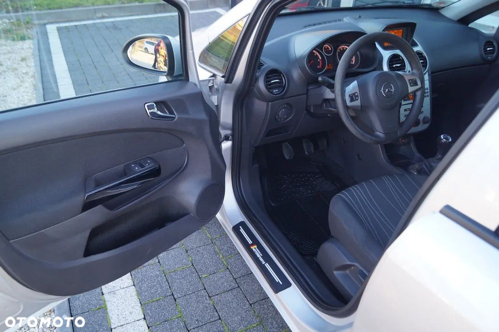 Opel Corsa 1.3 CDTI DPF (ecoFLEX) Innovation - 17