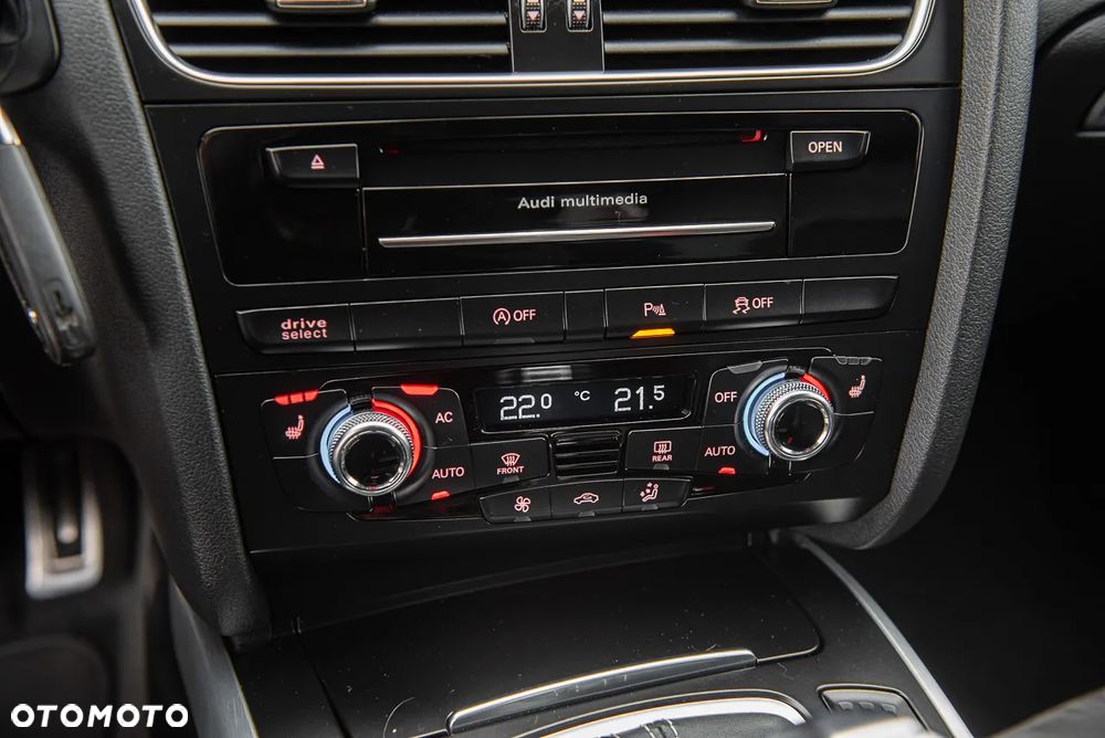 Audi S4 Avant S tronic - 24