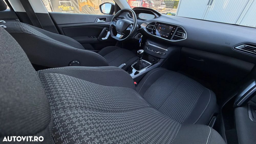 Peugeot 308 - 7