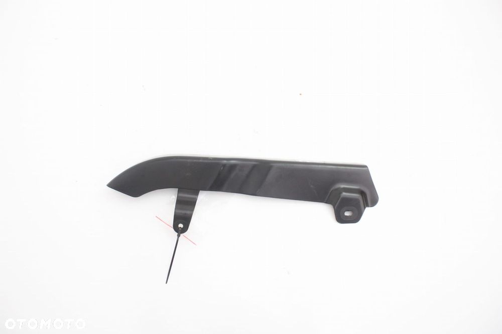 OSŁONA ŁAŃCUCHA Triumph Thruxton 1200 2023 - 1