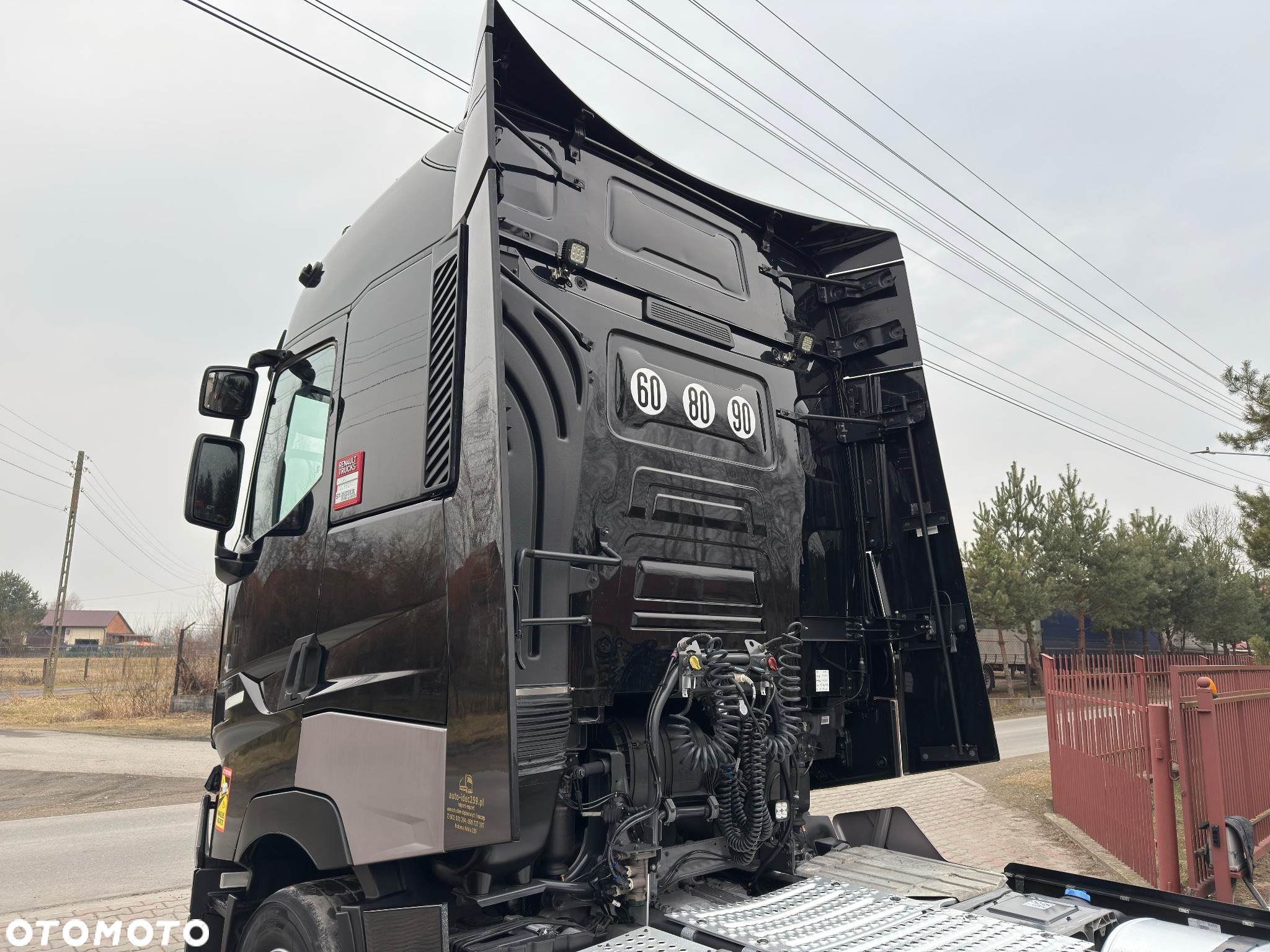 Renault T520 high cab - 10