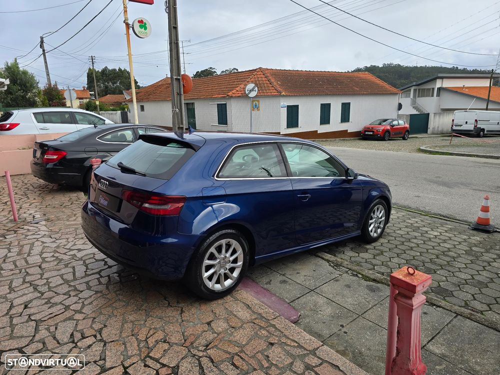 Audi A3 1.6 TDI Attraction - 5
