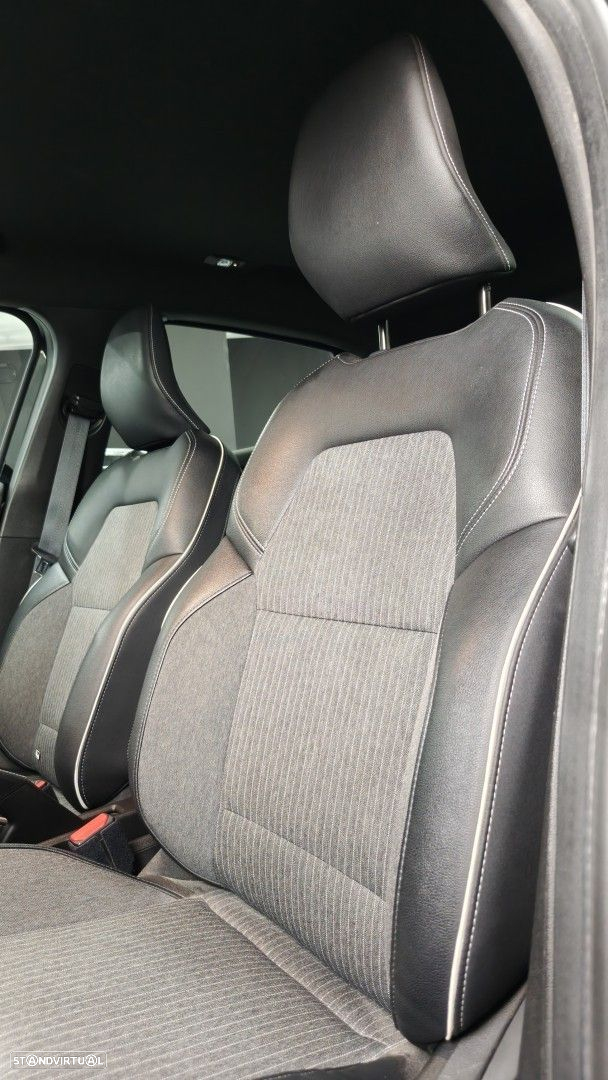 Renault Clio 1.5 Blue dCi Evolution - 47