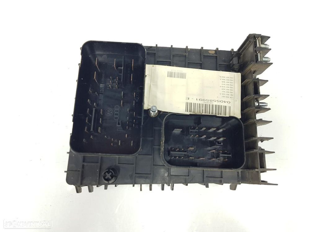 CAIXA RELÉS / FUSÍVEIS VOLKSWAGEN CADDY III BREAK FAMILIAR 2004 -2K1937535A - 2