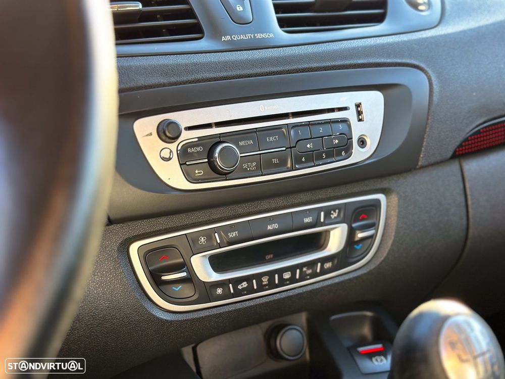 Renault Scénic dCi 110 Expression - 18