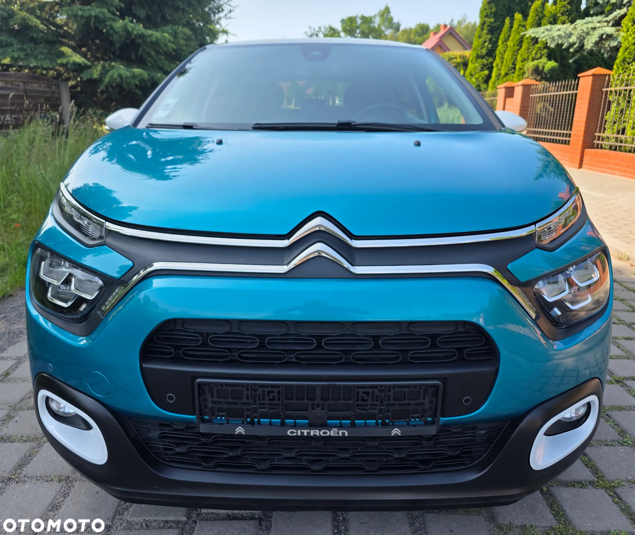 Citroën C3 1.2 PureTech Shine EAT6 - 2