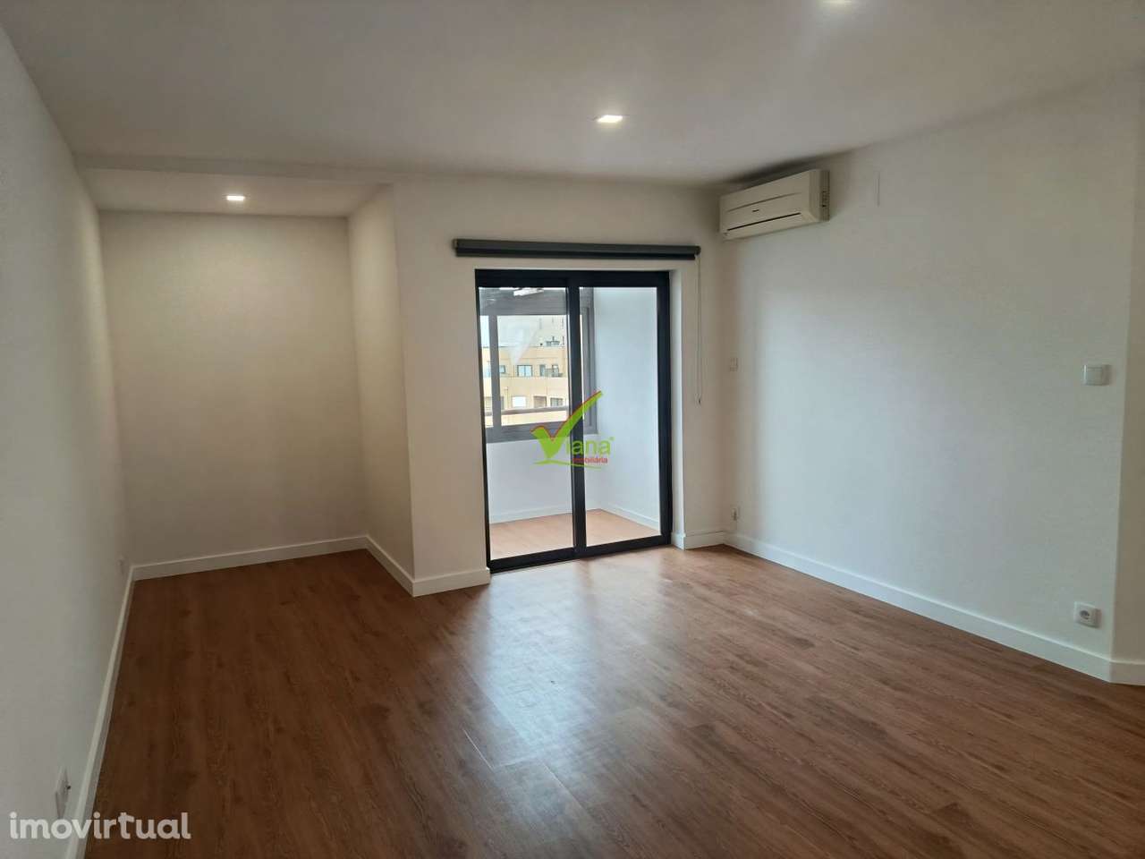 T. 1 com garagem e vistas de mar - Grande imagem: 2/13