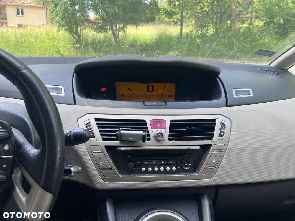 Citroën C4 Grand Picasso 1.8i Impress - 8