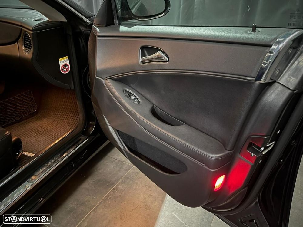 Mercedes-Benz CLS 320 CDI - 21