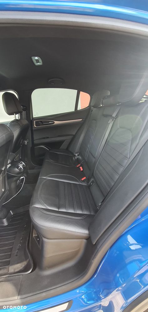 Alfa Romeo Stelvio 2.0 Turbo TI Q4 - 16