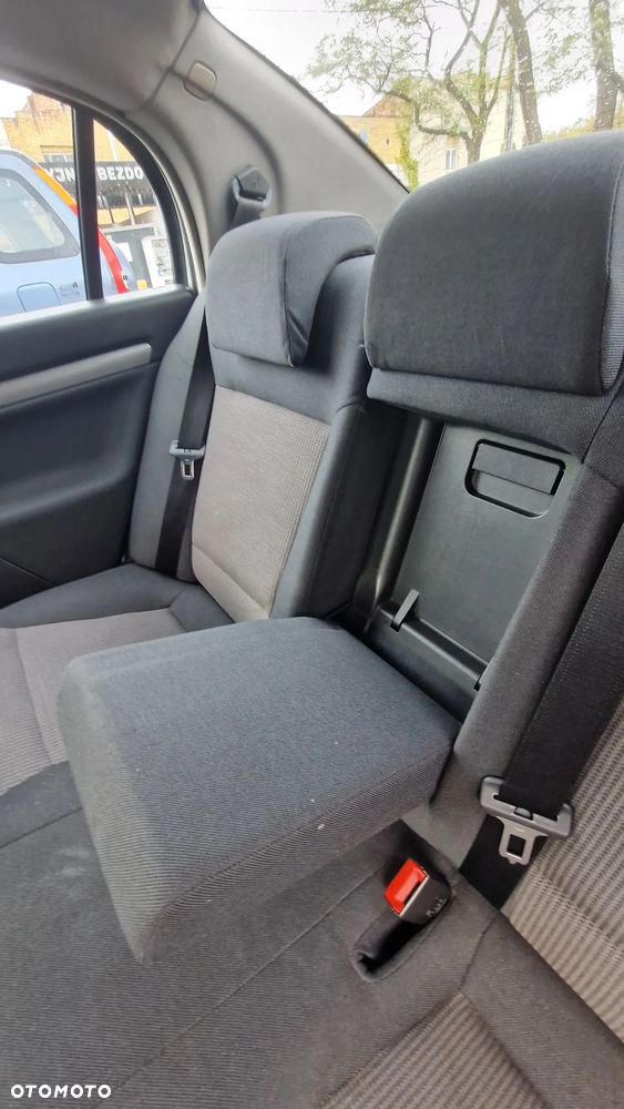 Opel Vectra 1.8 Comfort - 28