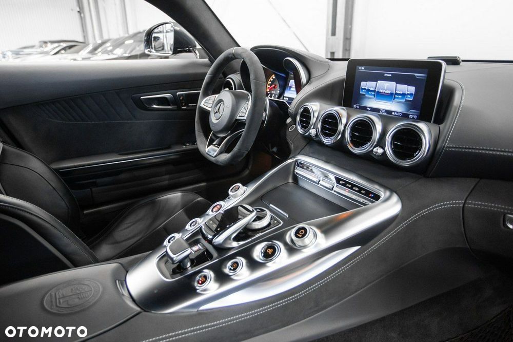 Mercedes-Benz AMG GT S Speedshift 7G-DCT - 26